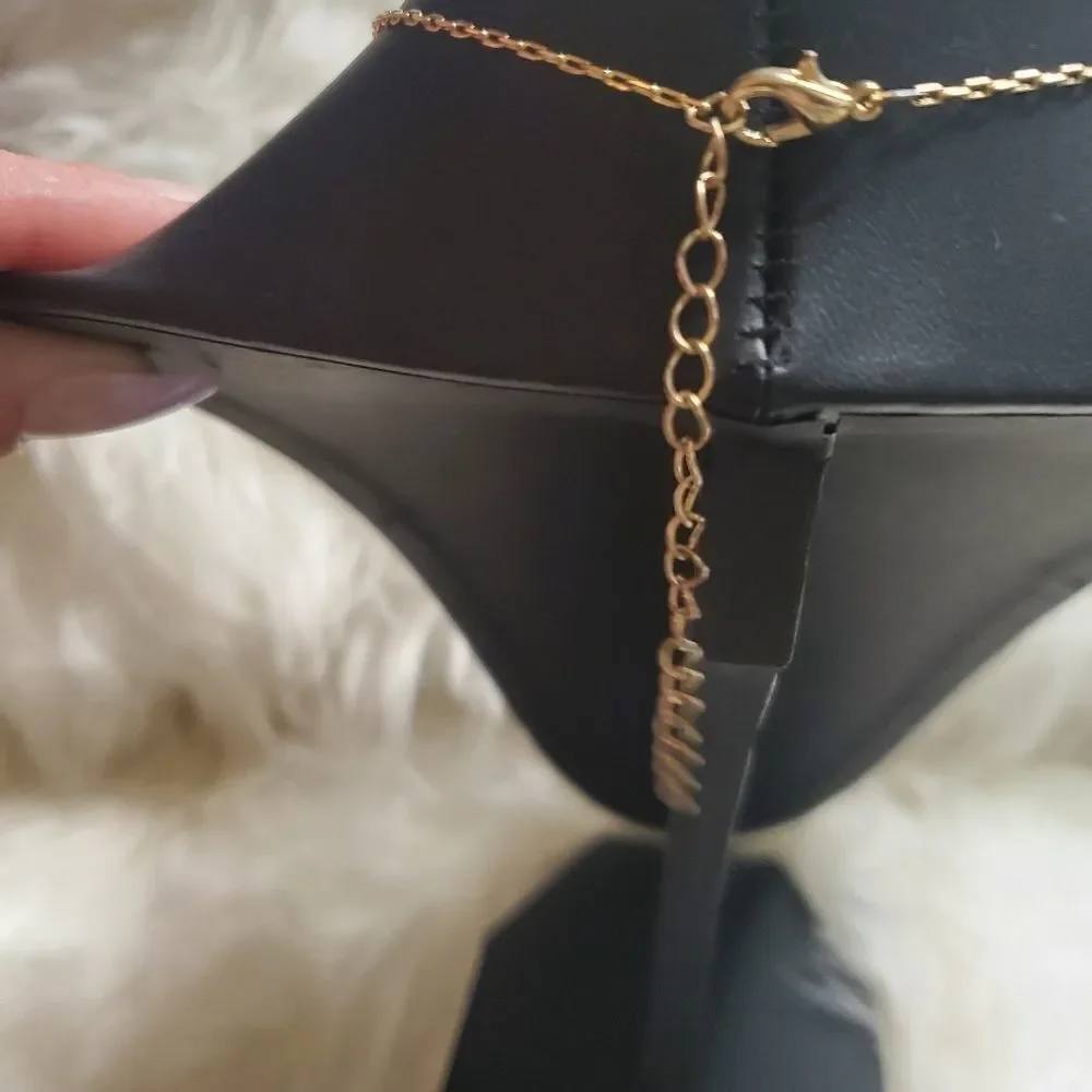 Gold Rhinestone Circle Necklace - Picture 3 of 3